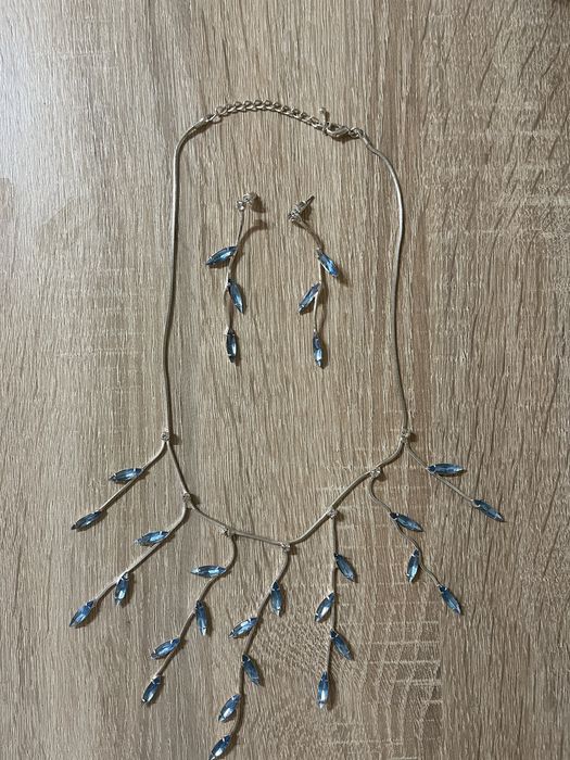 «Кольє і сережки»