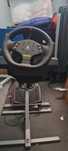 Suporte de volante + volante Logitech Momo Racing com force feedback