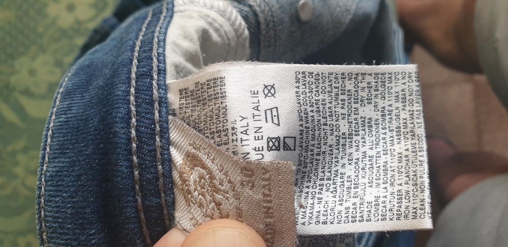 Джинсы Diesel Italy  30/32