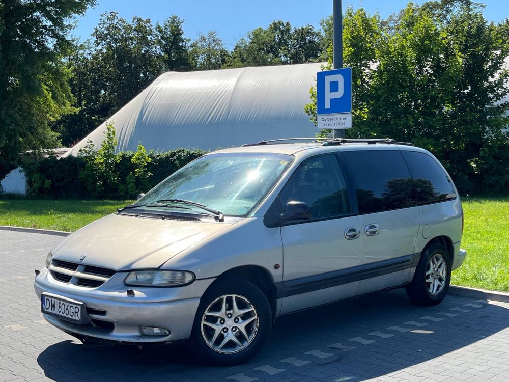 Chrysler Voyager 2.8d // Klima // 6 Osob // 15.08-17.08 OTWARTE //
