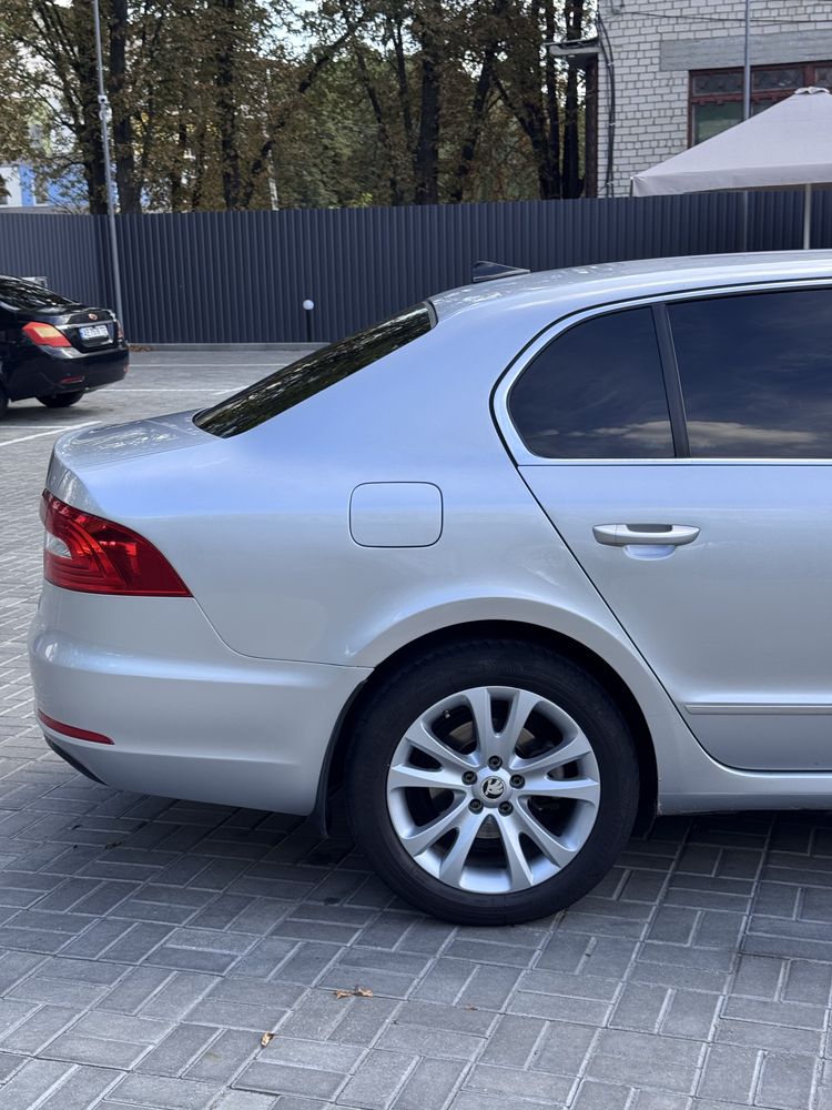 Продам авто skoda