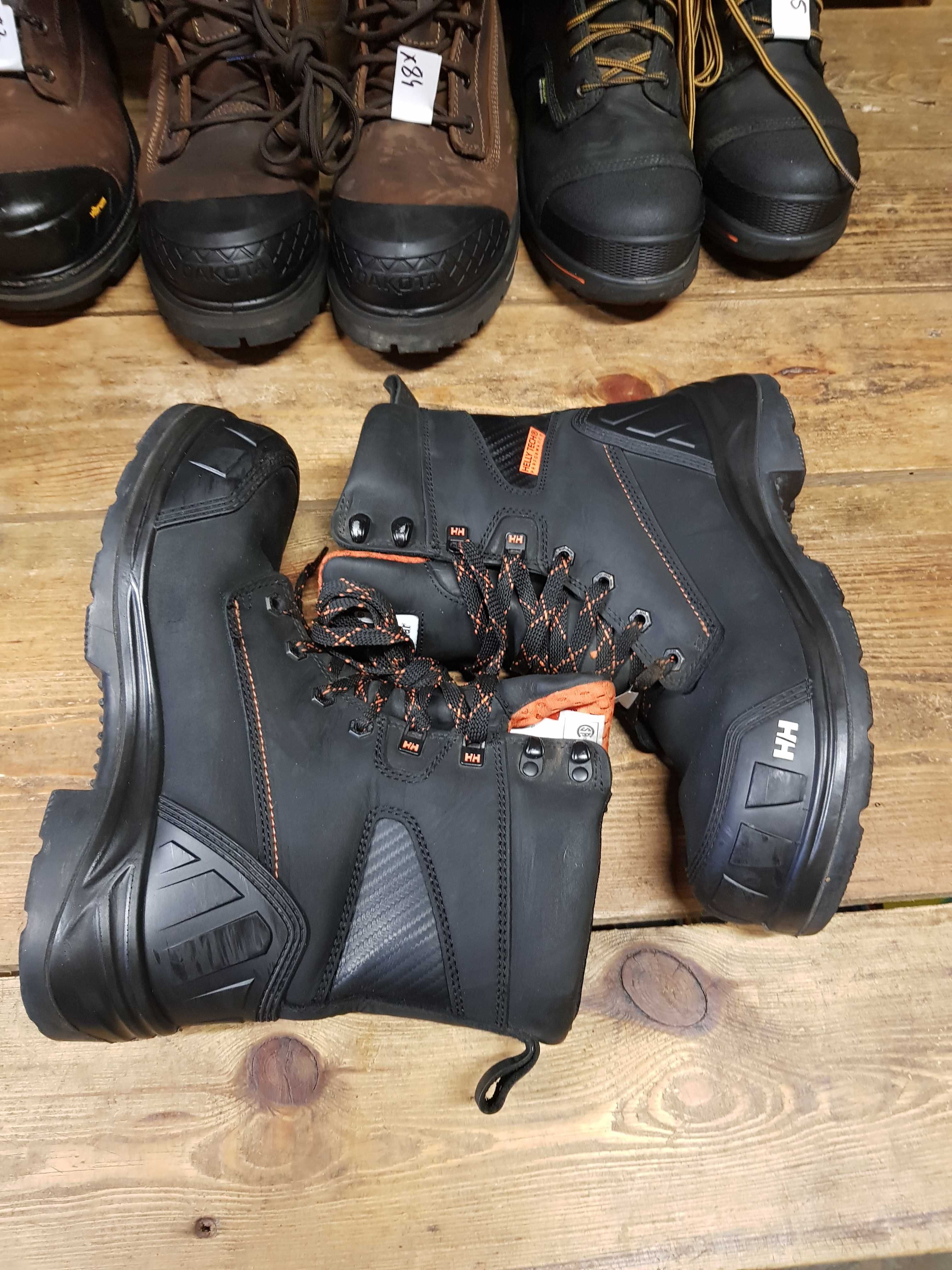 Buty robocze HELLY HANSEN rozm 41,5 wkł 27,5 cm S3