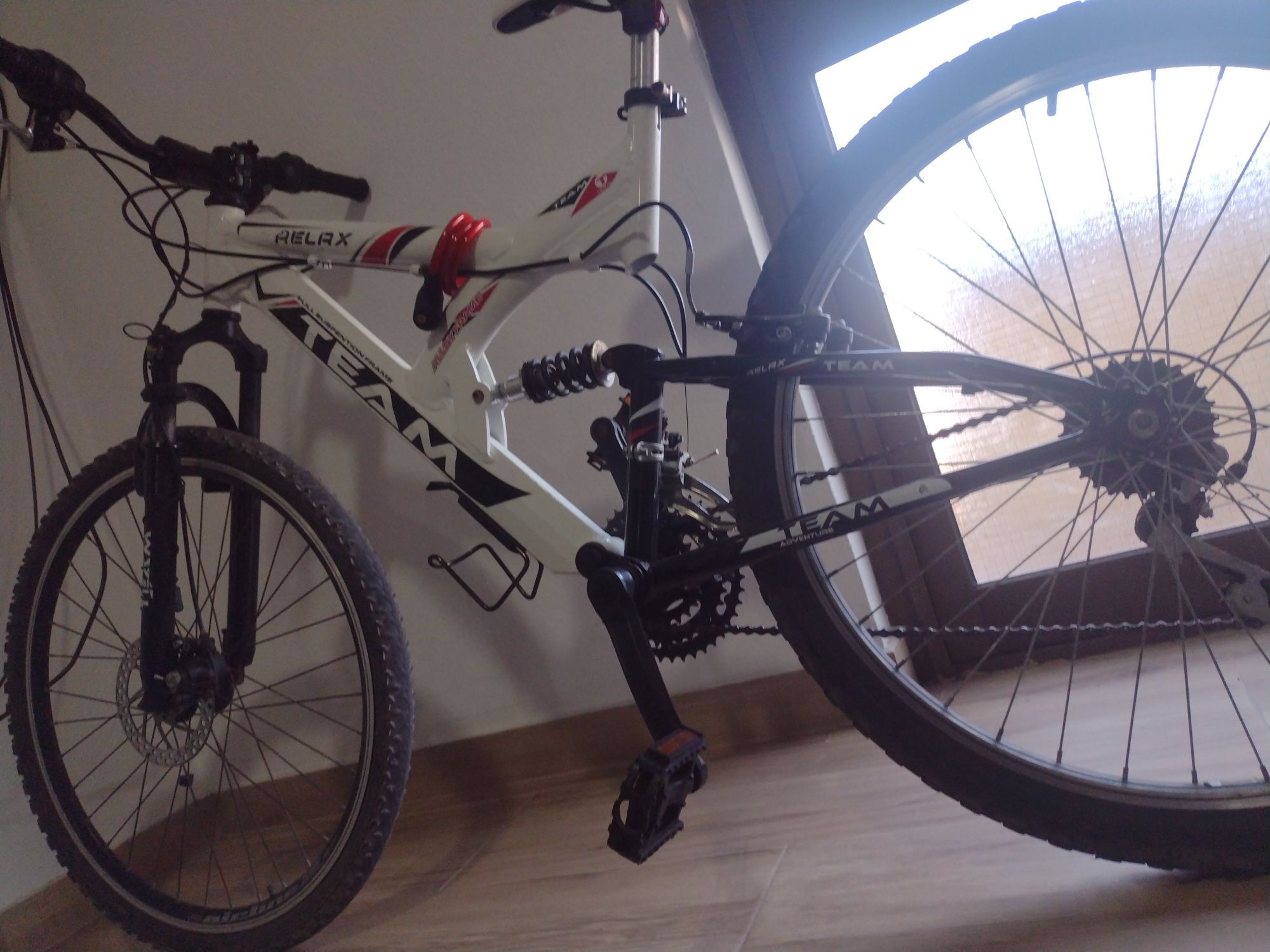 IMPERDÍVEL! Bicicleta Aro 26 – Estilo, Velocidade e Liberdade!