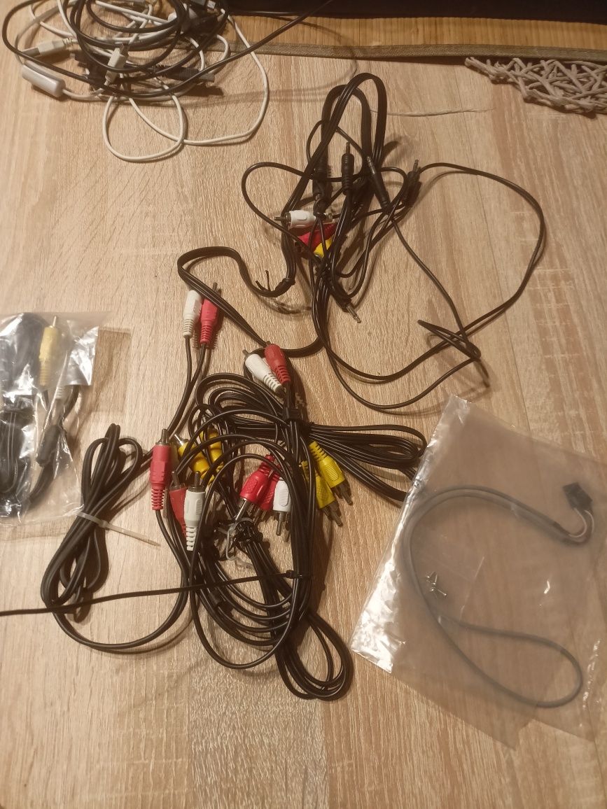 Kable różne audio plus video