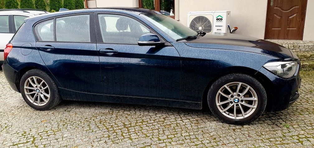 BMW F20  116D  seria 1 . 2012r Diesel . Zielony metalik.