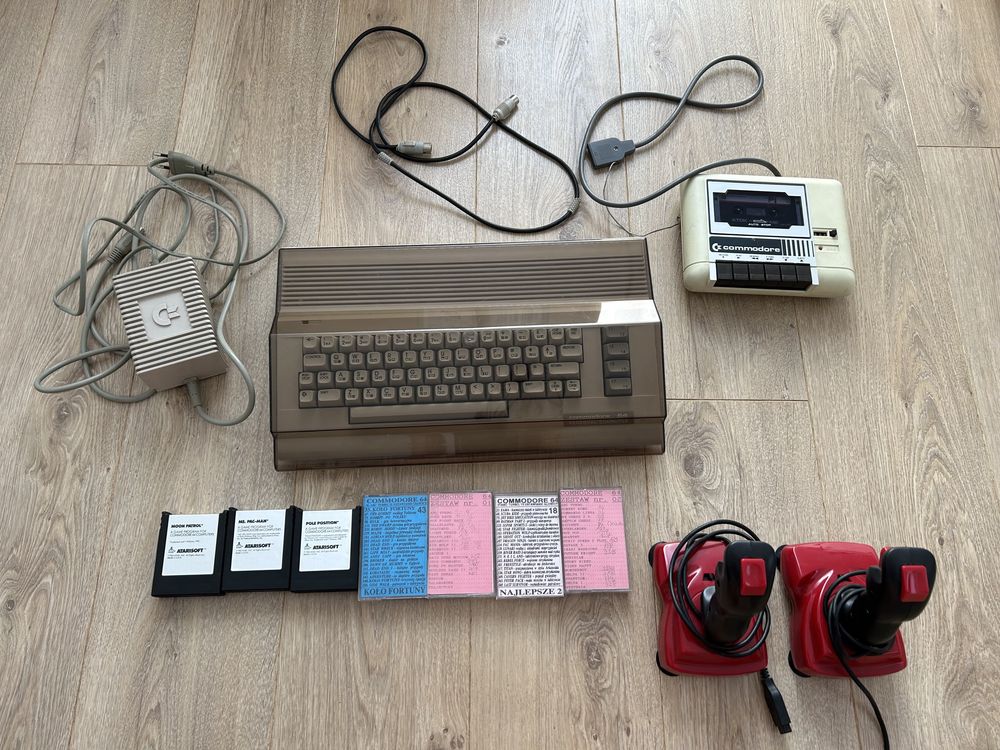 Komputer Commodore 64 komplet zestaw