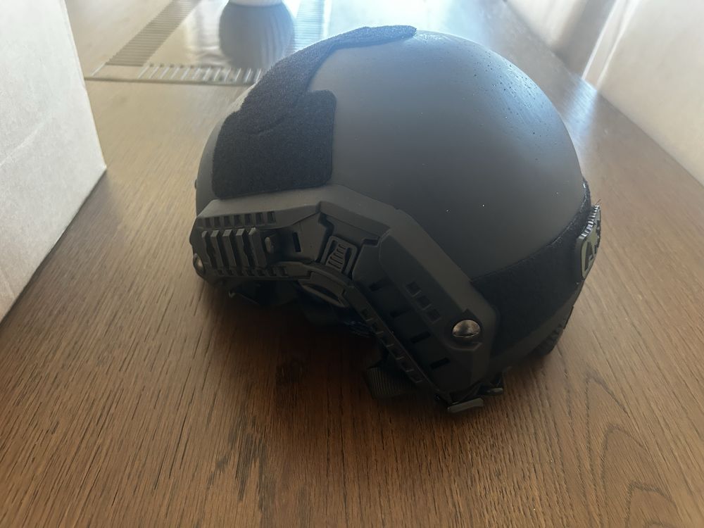 Capacete tatico FMA