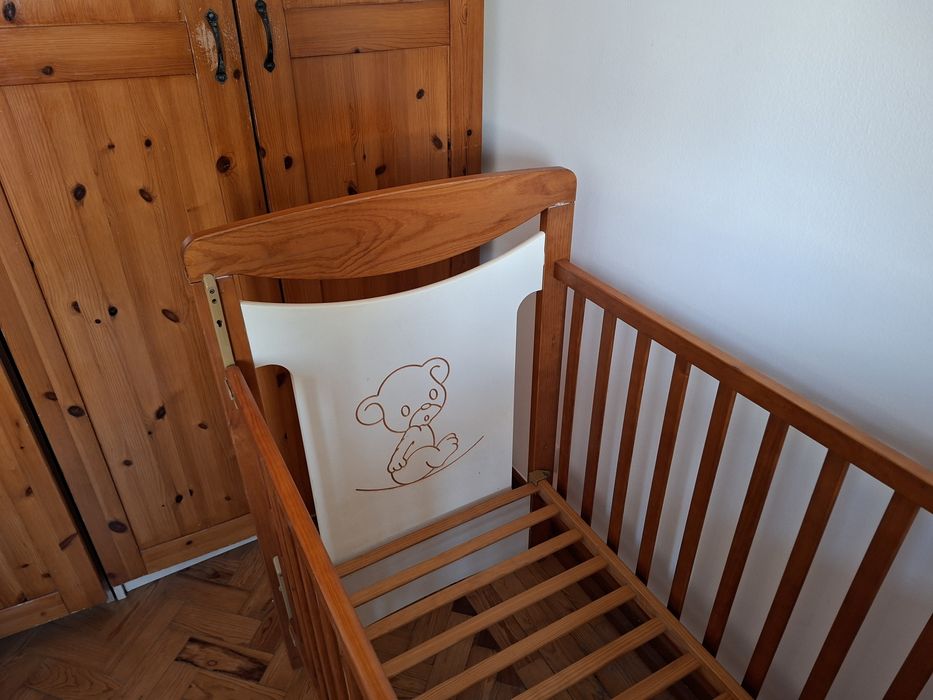 Cama de grades com colchão