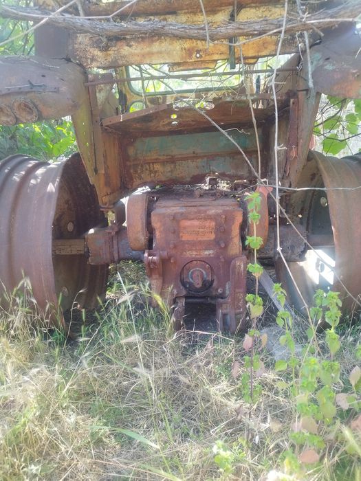 Запчастини трактор ЮМЗ-6