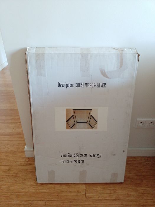 Stojące lustro trójdzielne do toaletki, makijażu itp 78x54 cm