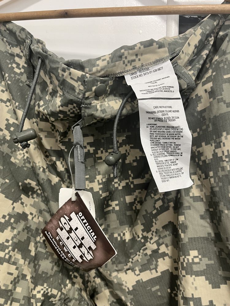 KompleKT ECWCS Gen III Level 6 Gore-Tex ACU (L/R)