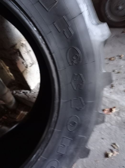 Opona 420 85 R38 Firestone