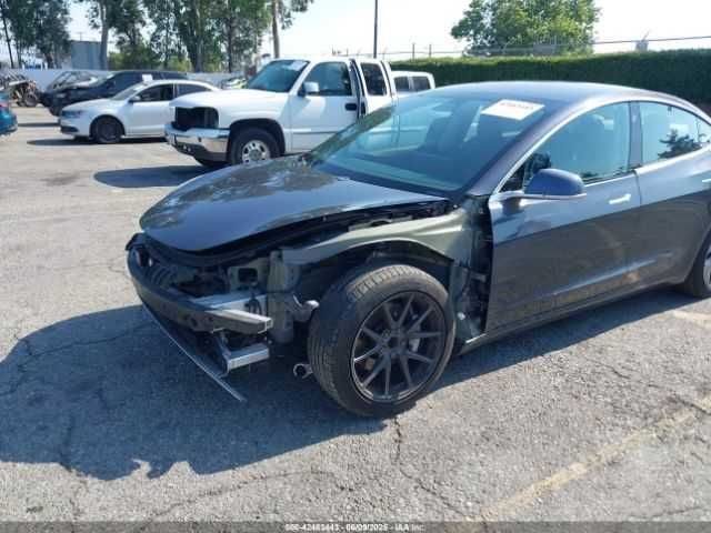 TESLA MODEL 3 Long Range 2018