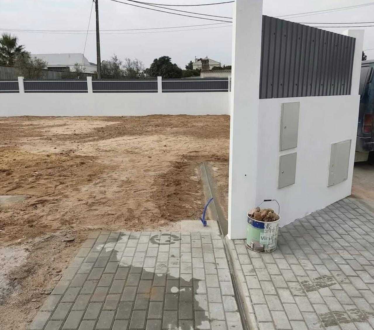 Pintura de Fachadas e Moradias/Premium House & Villa Exterior Painting