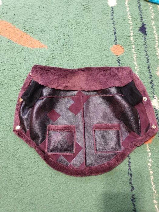 Одяг, взуття, шапка-картуз для  тварин