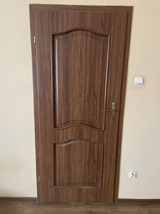 5 szt. Drzwi 90 z regulowaną ościeżnicą