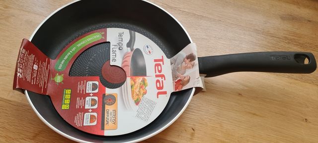 Сковорода Tefal tempo flame