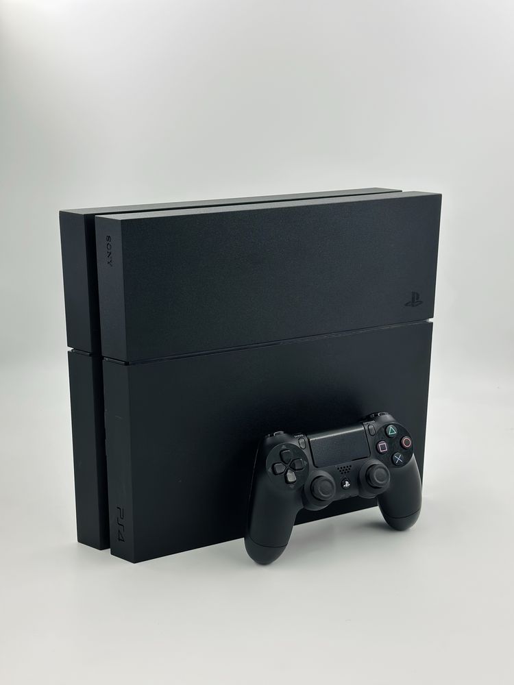 Sony PlayStation 4 ідеальний стан!