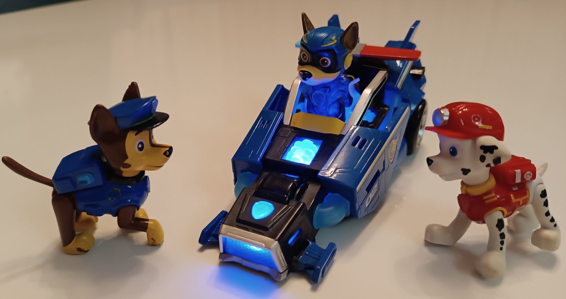 Psi patrol Chase + auto + dodatkowe figurki