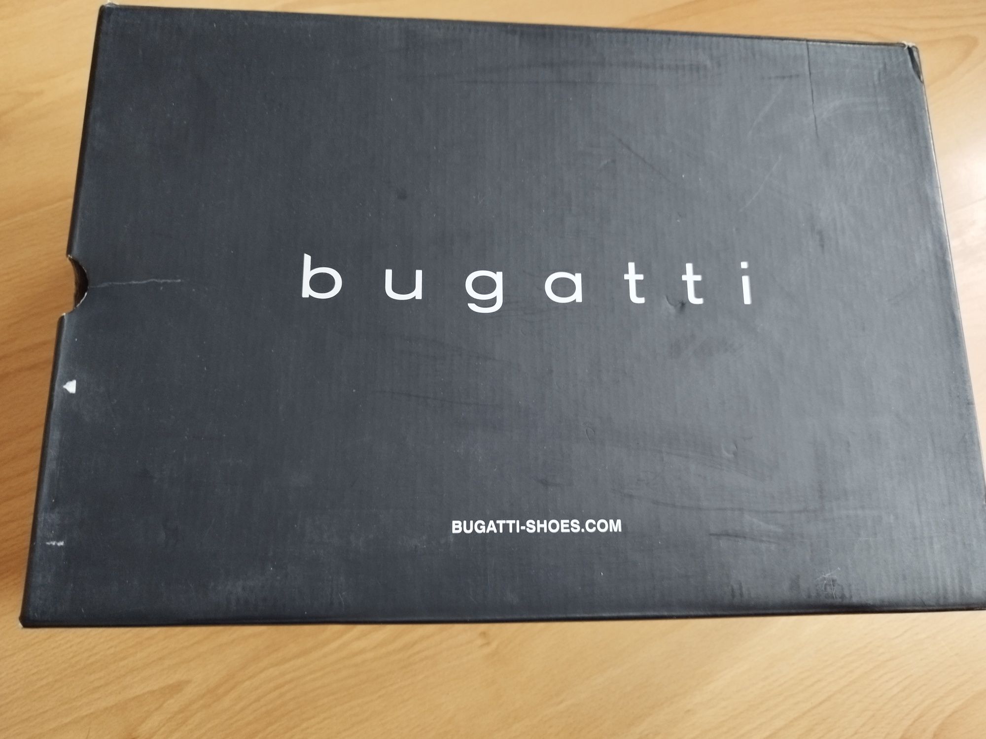 Buty sztyblety Bugatti .