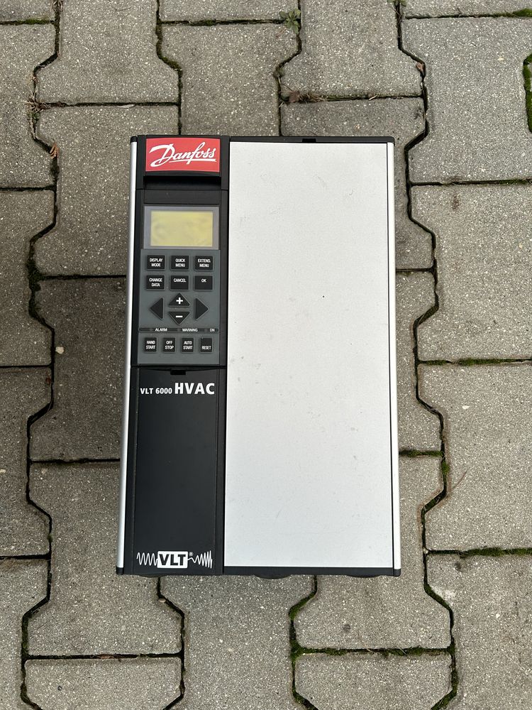 Falownik Danfoss VLT 6000HVAC 7.2A 5,2kVA 380-460V