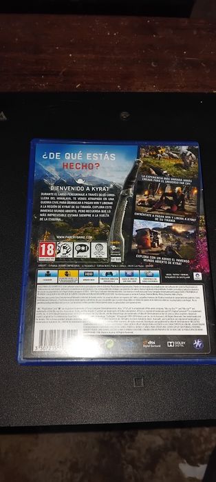 Playstation 4 com 1 comando e 1 jogo