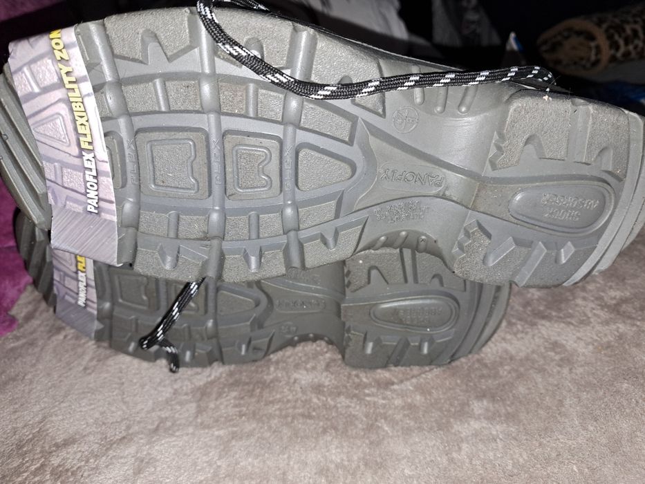 Nowe buty robocze panoply 43