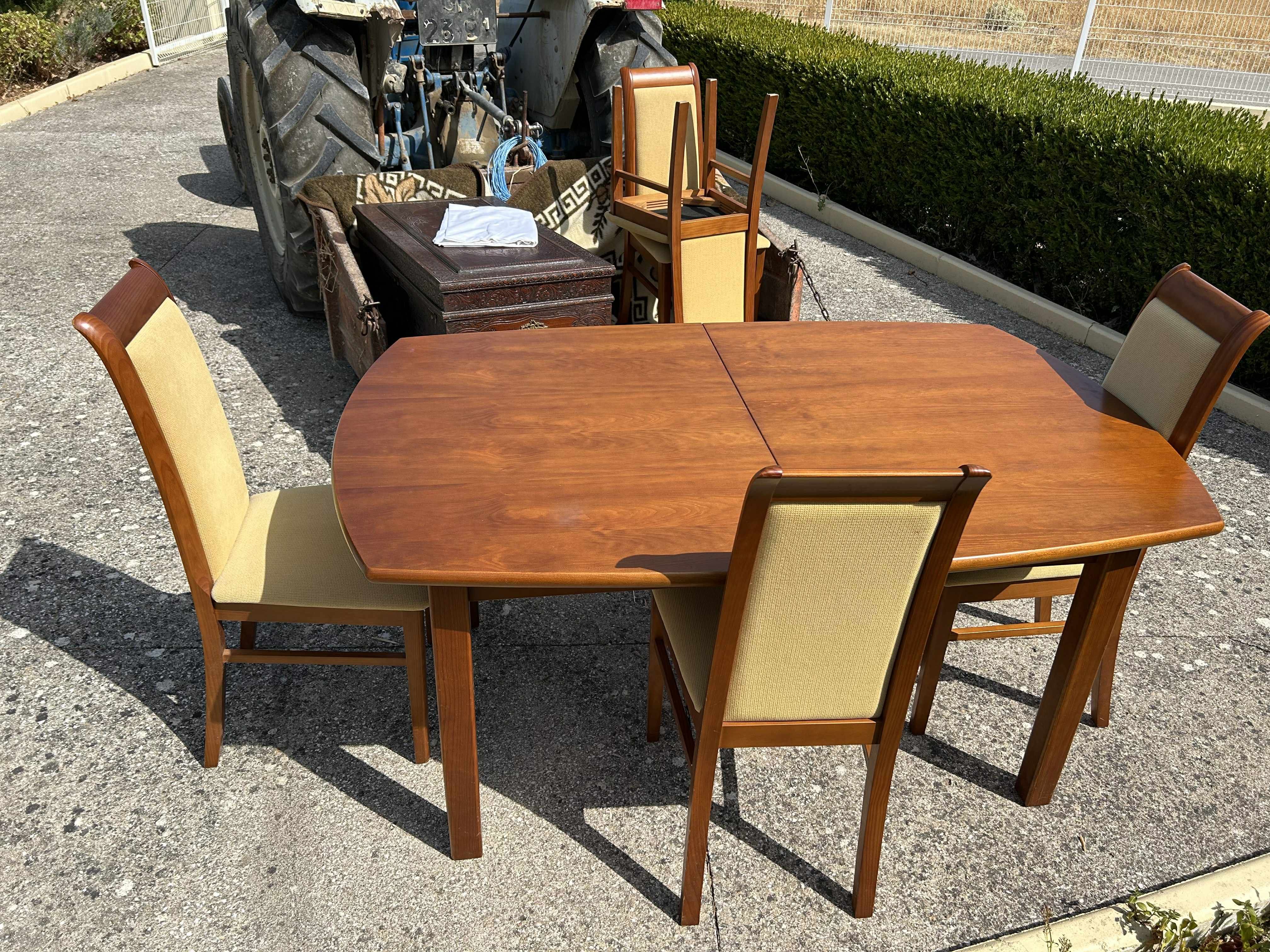 Mesa de jantar extensível