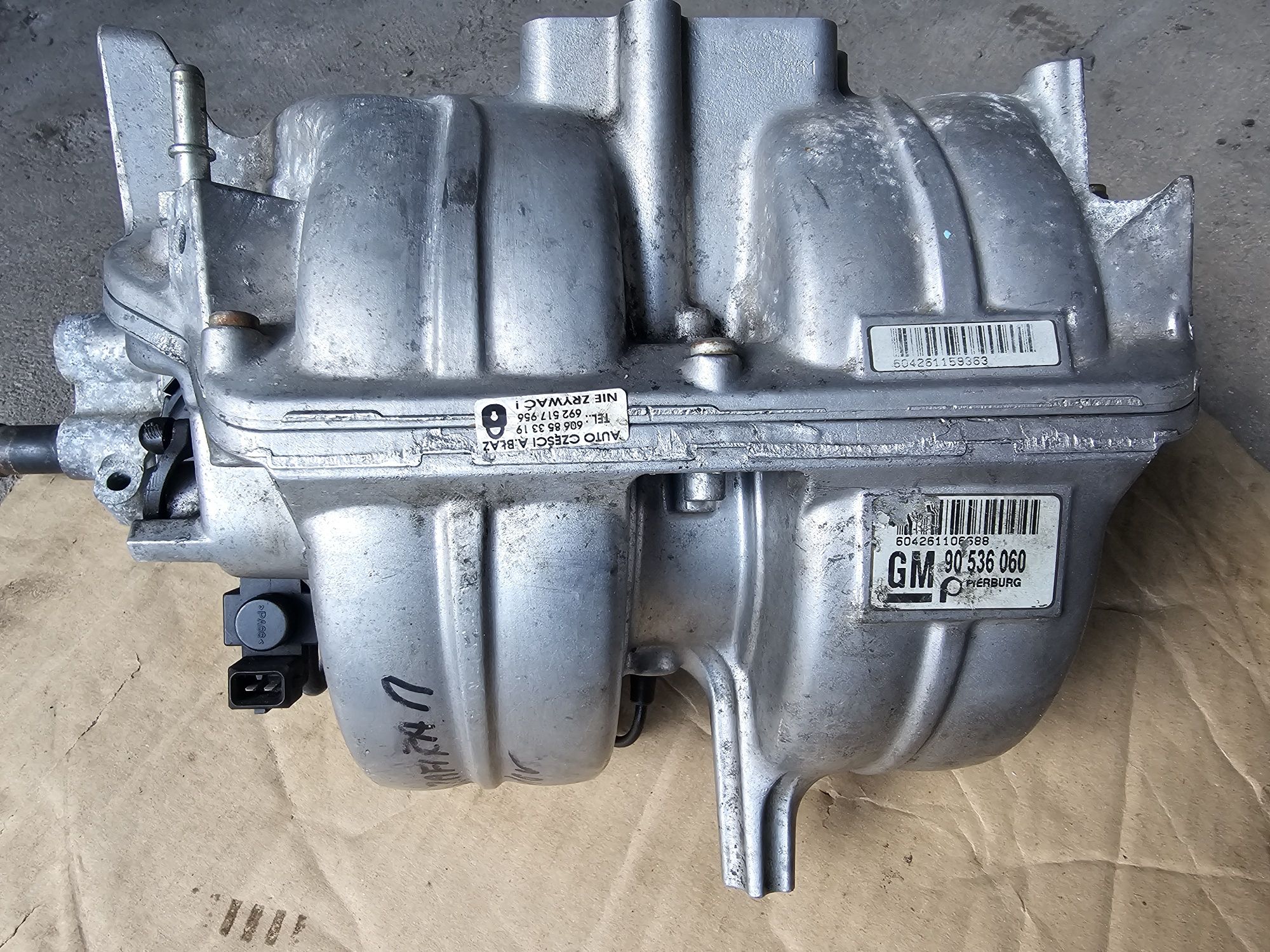 Колектор впускной opel Vectra, Signum, Опель Вектра Ц 1.8