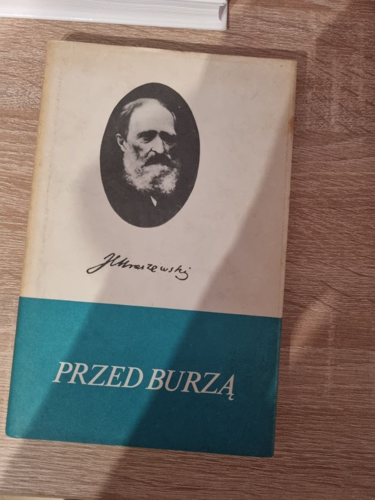 Przed burzą Józef Ignacy Kraszewski