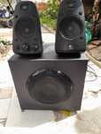 Sistema de som 2.1 logitech