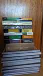 Vários Livros e Códigos de Direito