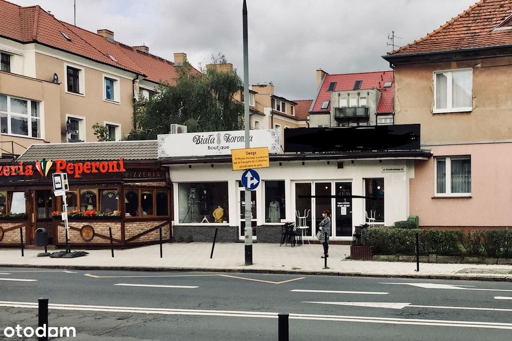 Lokal  na Pogodnie skrzyżowanie dróg Mickiewicza- Poniatowskiego