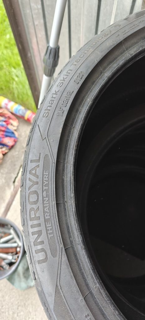 Opony Uniroyal  255/35/20