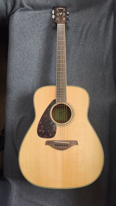 Гитара YAMAHA FJ 820 Left