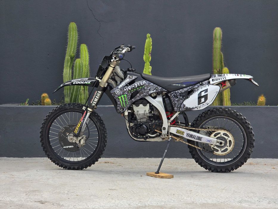 YZ 450 F Monster Energy team LTD Edition (Akrapovic)