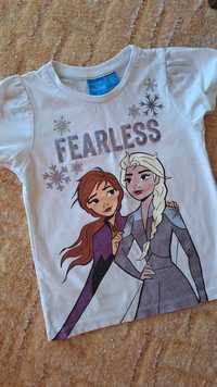 Koszulka KrainaLodu Elsa rozm104
Bawełniana koszulka w w bdb stani