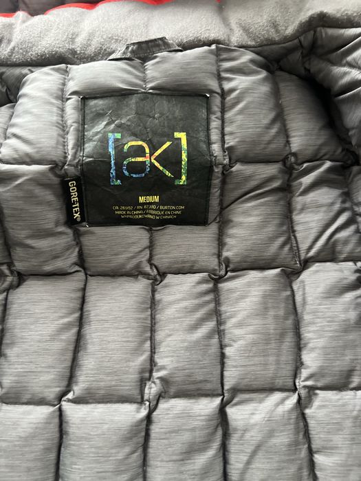 Burton лижна куртка жіноча М