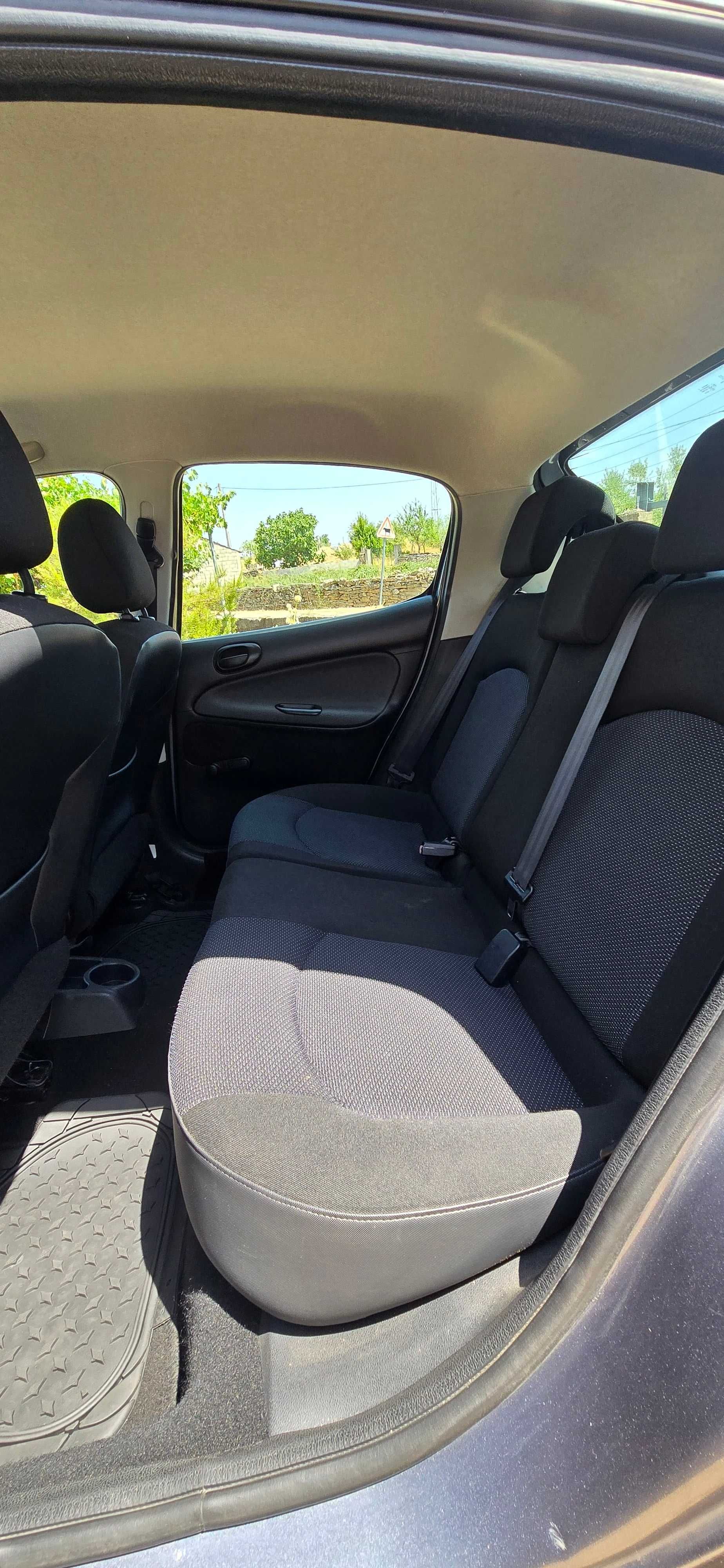 Peugeot 206+ (estimado)