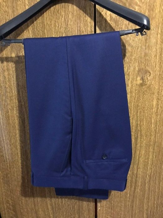 Продам костюм Parlamenter