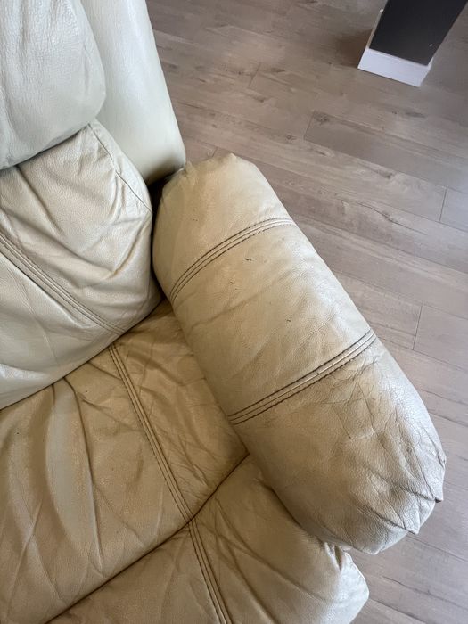 Skorzany zestaw wypoczynkowy.Sofa 3osobowa z funkcją spania + 2fotele