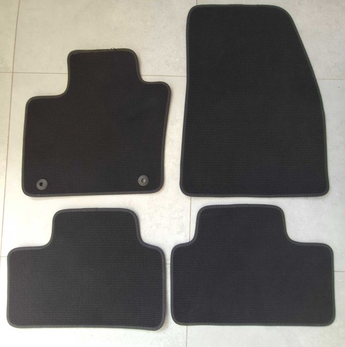 Dywaniki welurowe VOLVO XC 40 mild hybrid