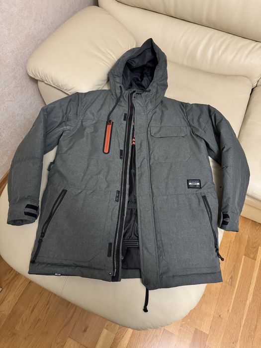 Продам зимову куртку б/у