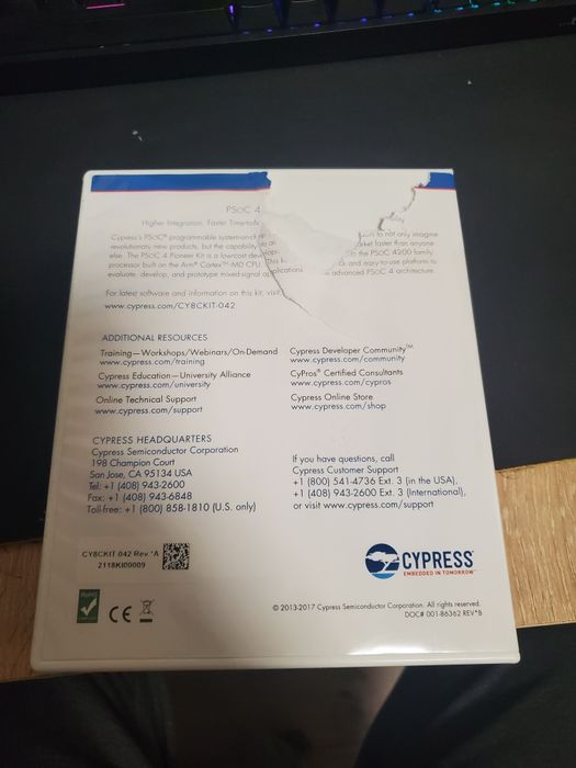 Мікроконтролер плата розробки Cypress PSoC 4 Pioneer Kit (CY8CKIT-042