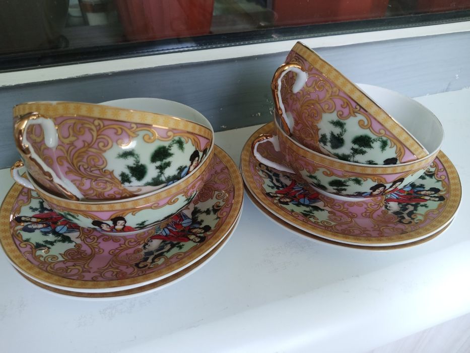 Японський фарфор опак з позолотою