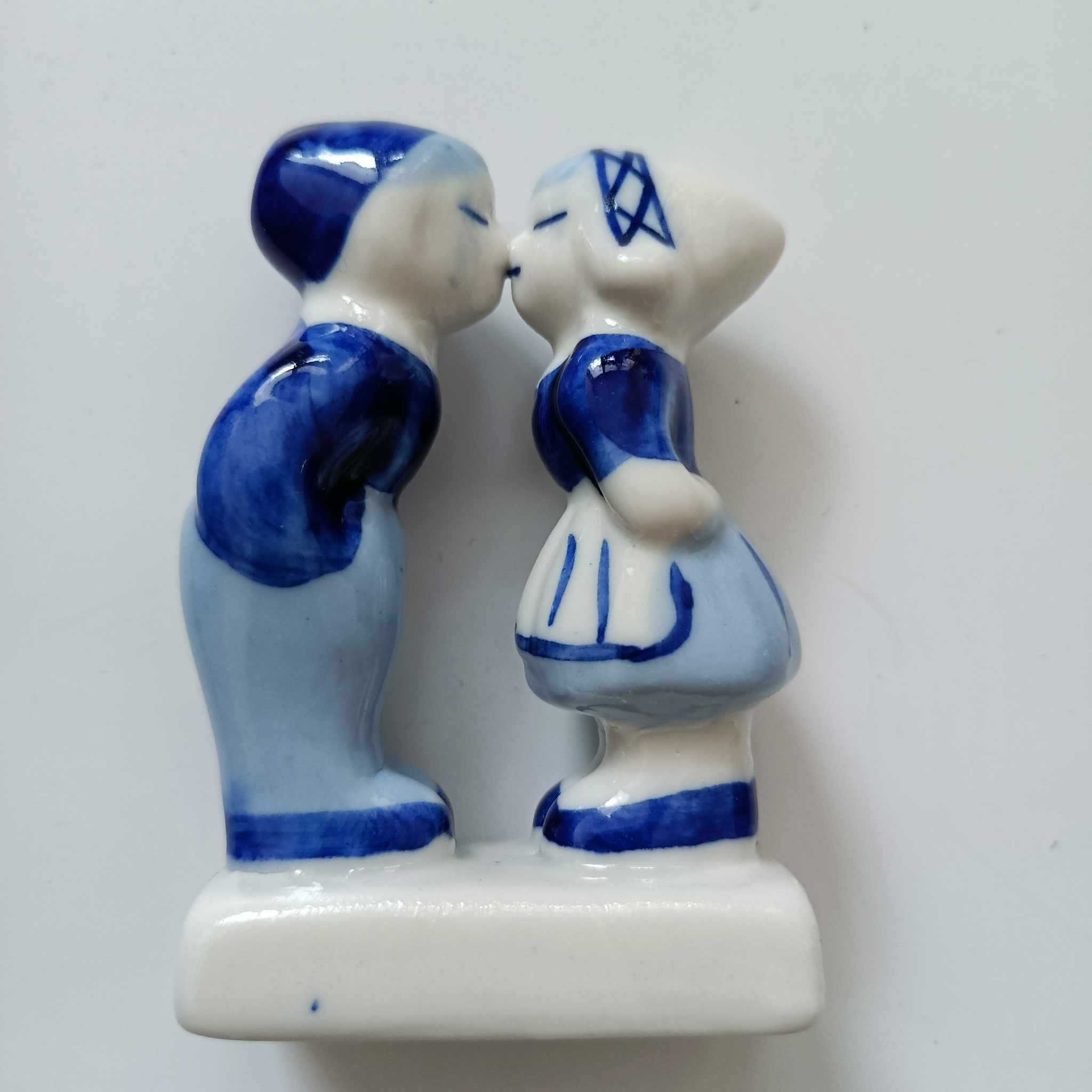 Figurki porcelanowe Ona i On Belgia Walentynki