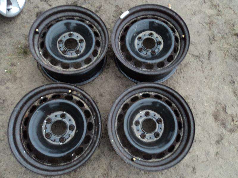 Bmw E39 felgi stalowe r15