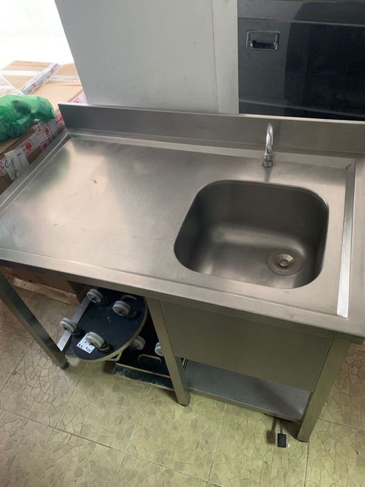 Vendo material de restaurante está tudo, em Alfarim