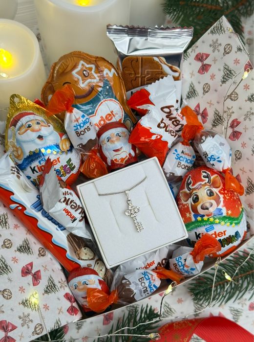 Подарунок. Подарункові Бокси. Подарунок дівчині. Новорічний подарунок