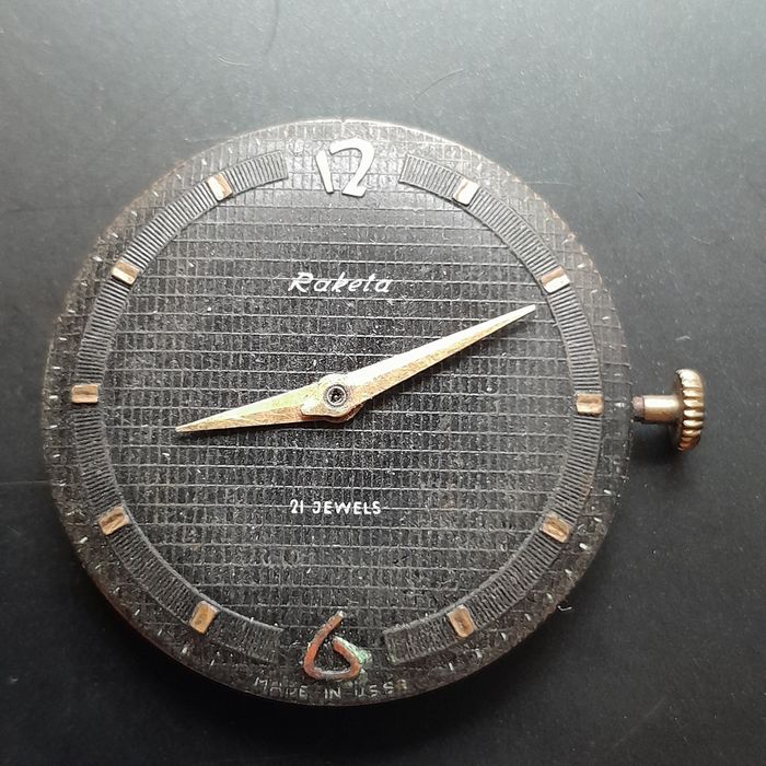 Stare  zegarki.  Mechanizm rakieta